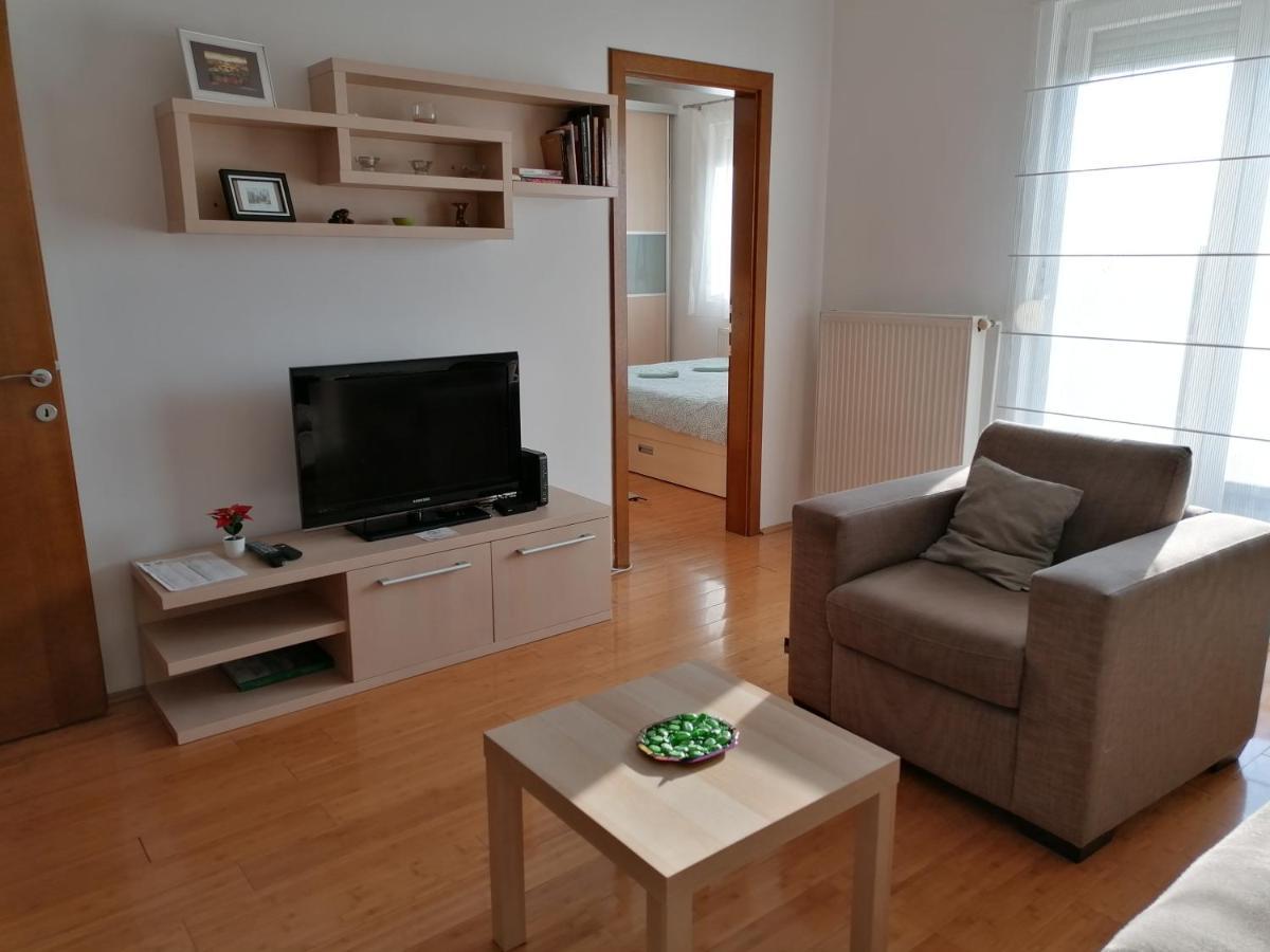 Apartman Breza Krusevac Ngoại thất bức ảnh